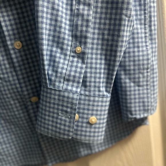 EUC Peter Millar Button Down Polyester Long Sleeve Shirt Size Large - Picture 7 of 8